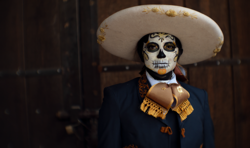 Free Portrait of a woman in traditional Catrina makeup and costume in Mexico City, CDMX. Stock Photo