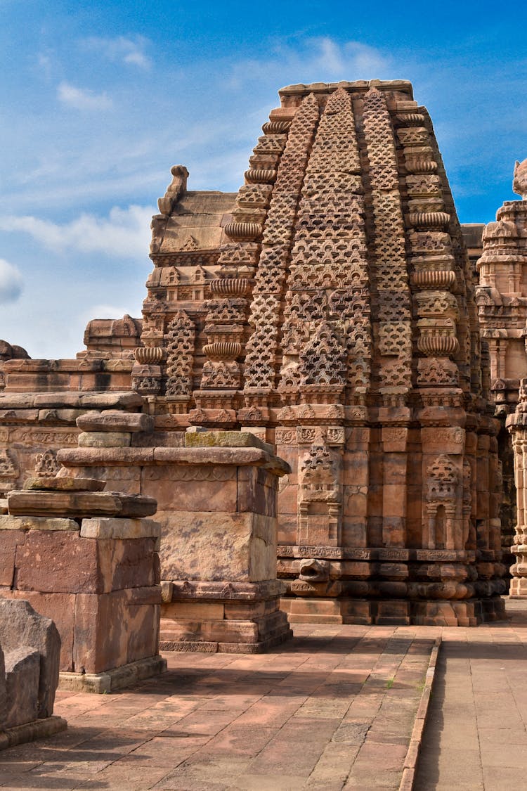 Kashi Vishwanath Hindu Temple In India