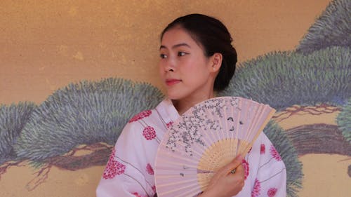 Gratis arkivbilde med asiatisk kvinne, fan, kimono