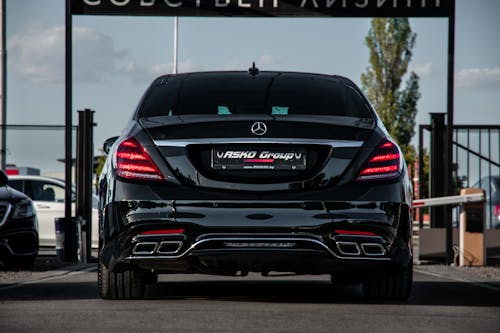 Free Back of a Black Mercedes-Benz S Class  Stock Photo