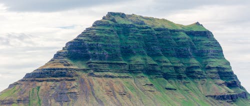 kirkjufell mountain, アイスランド, アイスランドの威厳の無料の写真素材