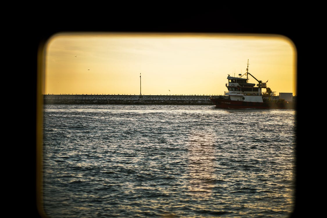 Foto stok gratis dermaga, jendela, kapal