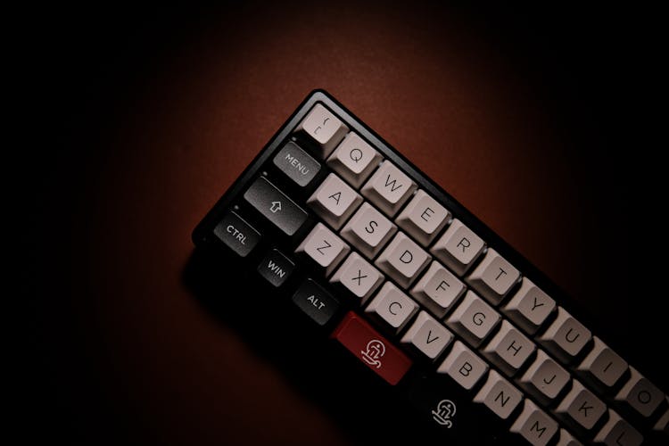 Small Wireless Mechanical Keyboard