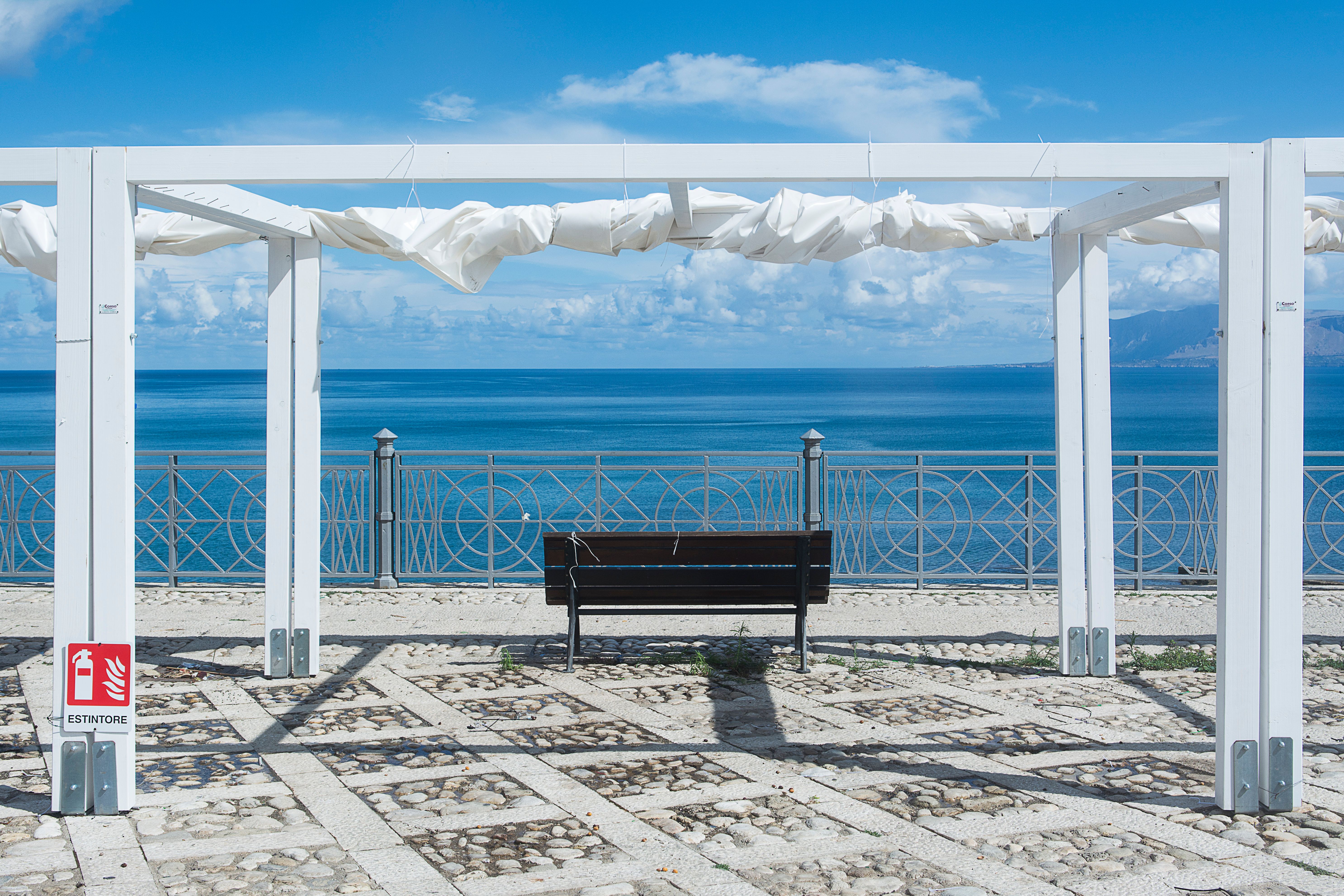 generali travel insurance — Photo by Jan van der Wolf on Pexels