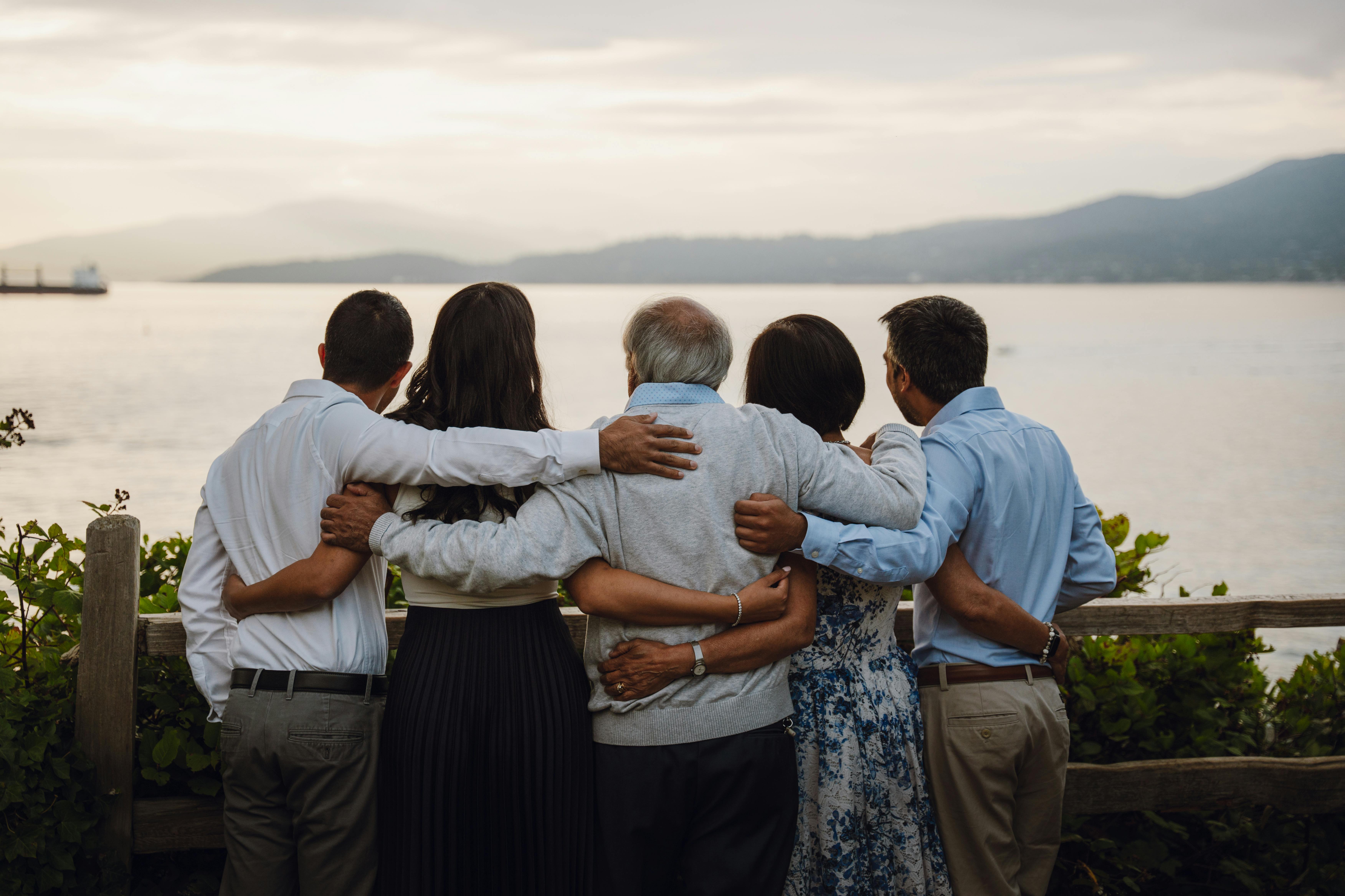 Which Tarot Cards Indicate Qualities That Bring Negativity Into My Friendships? Which Tarot Cards Indicate Qualities That Bring Negativity Into My Friendships?