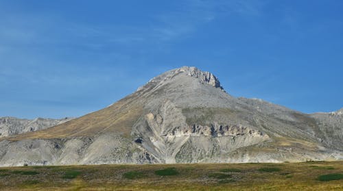 Kostnadsfri bild av eroderade, klippig, kulle