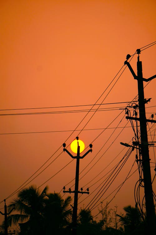 Foto profissional grátis de céu alaranjado, entardecer, golden sun