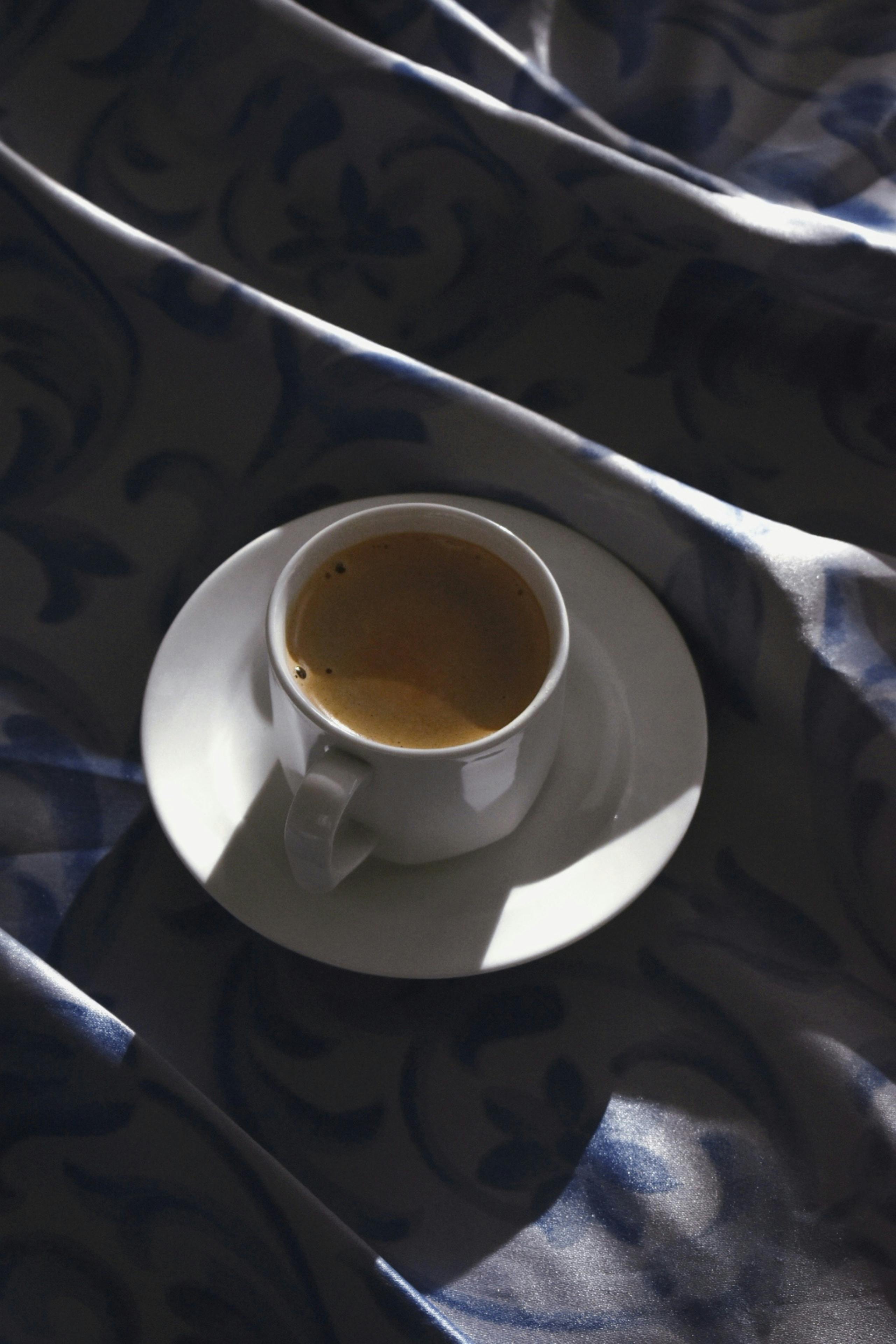 Coffee Cup Weight Bearing Photos, Download The BEST Free Coffee Cup Weight Bearing Stock Photos