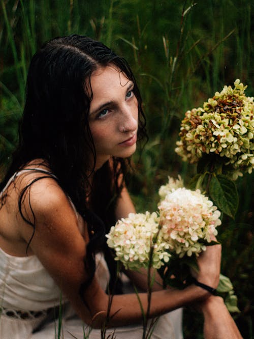 Imagine de stoc gratuită din femeie, floare, fotografiere verticală
