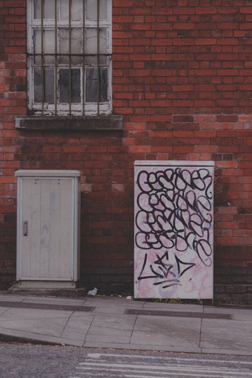 Ilmainen kuvapankkikuva tunnisteilla graffiti, katu, katukuvaus