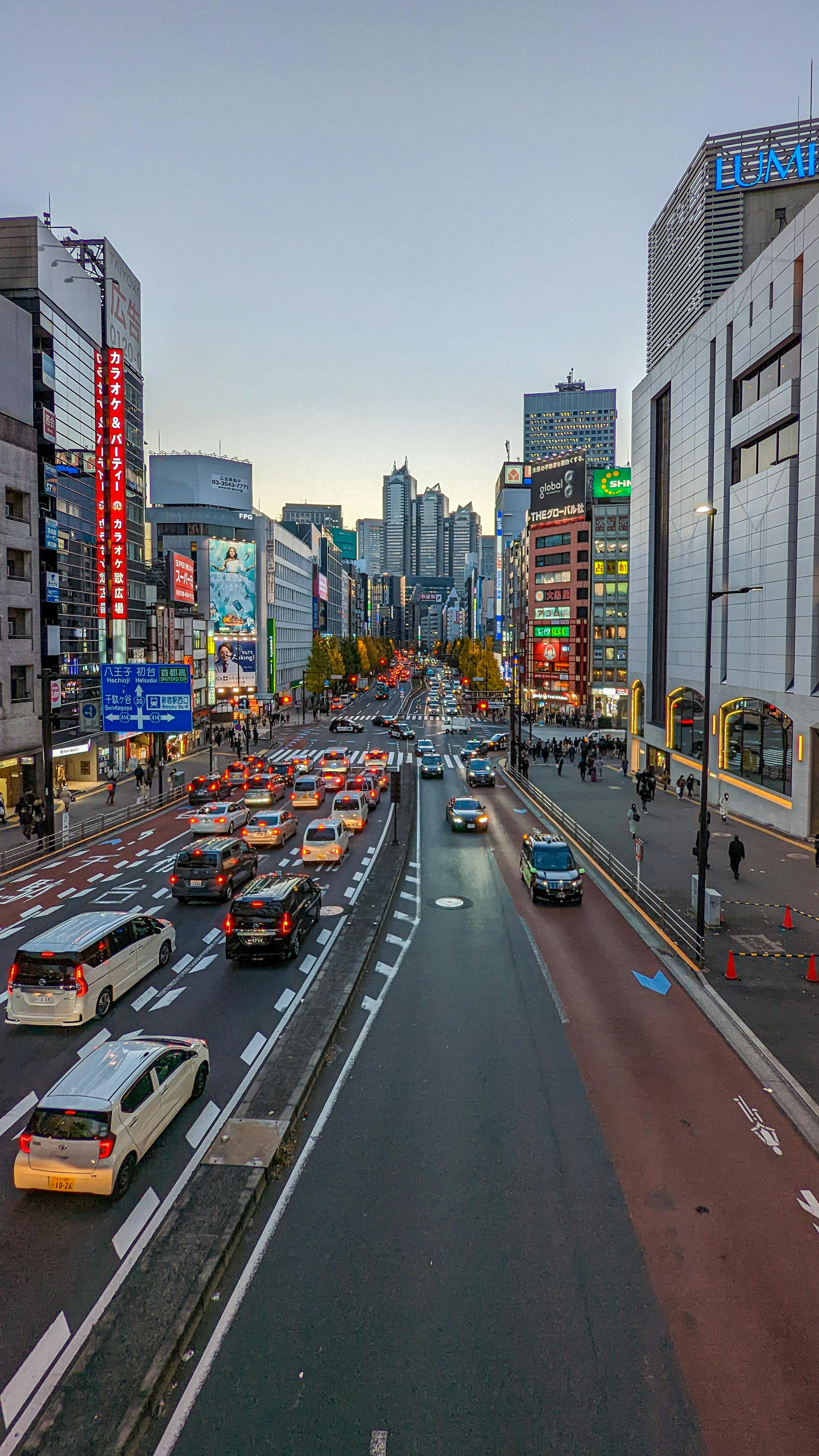 Traffic on Street in City in Japan · Free Stock Photo