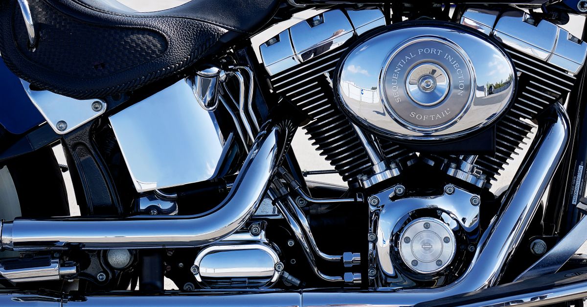 Motor de moto en sincronización profesional ServiMotriz Villavicencio