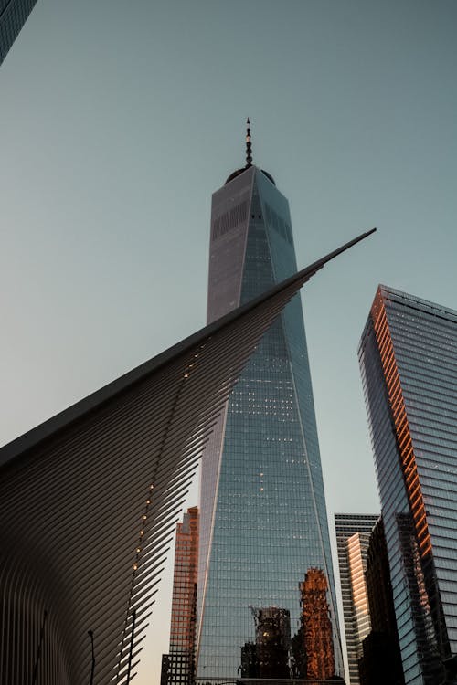 世界貿易中心大樓的低角度攝影