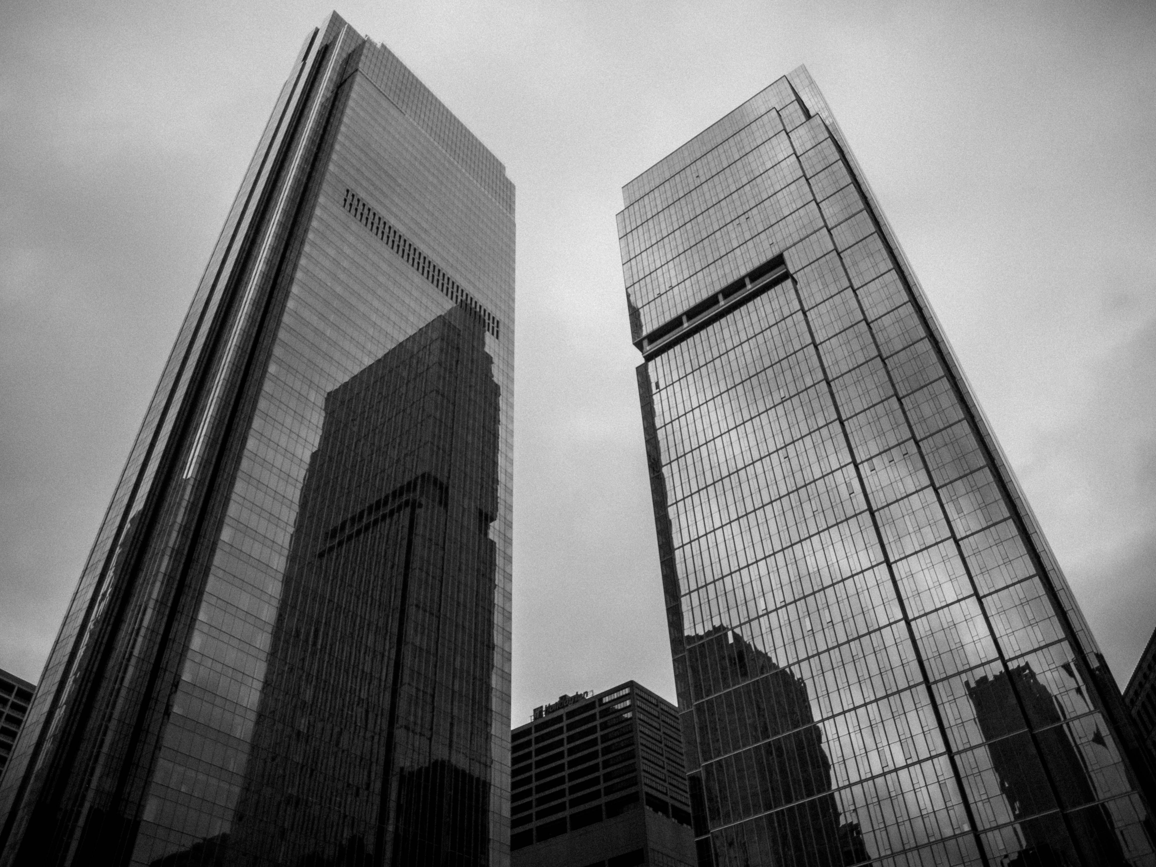 Office towers in Toronto's financial district, reflecting Canada's slow growth in the autumn of 2025