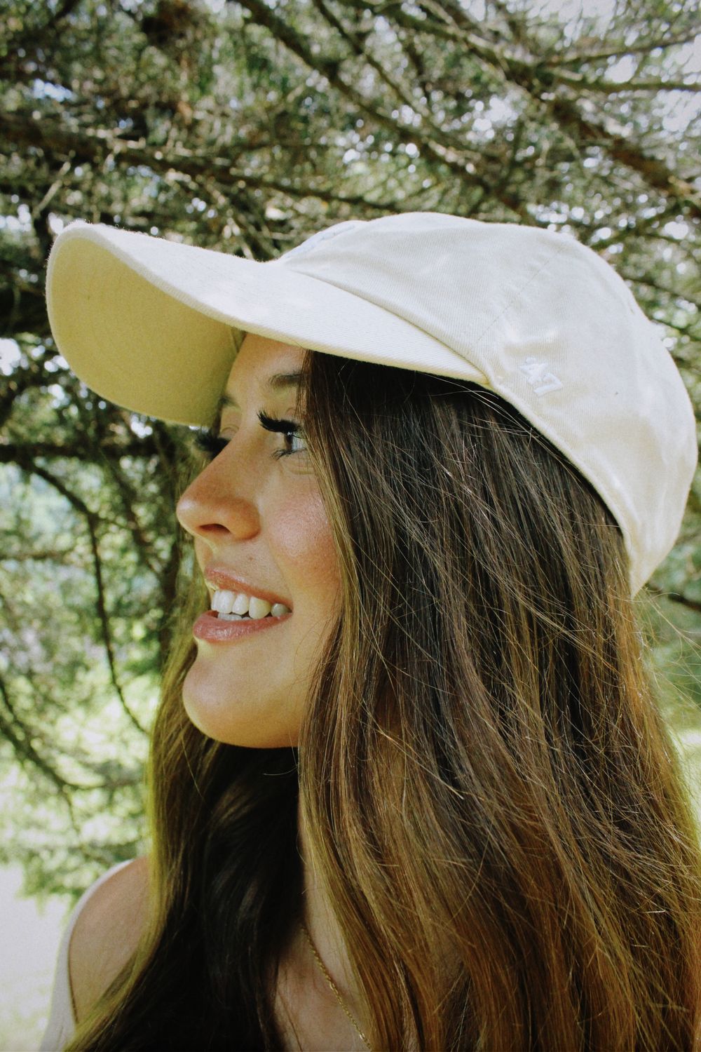 Golfer wearing a cap and comfortable polo on the course