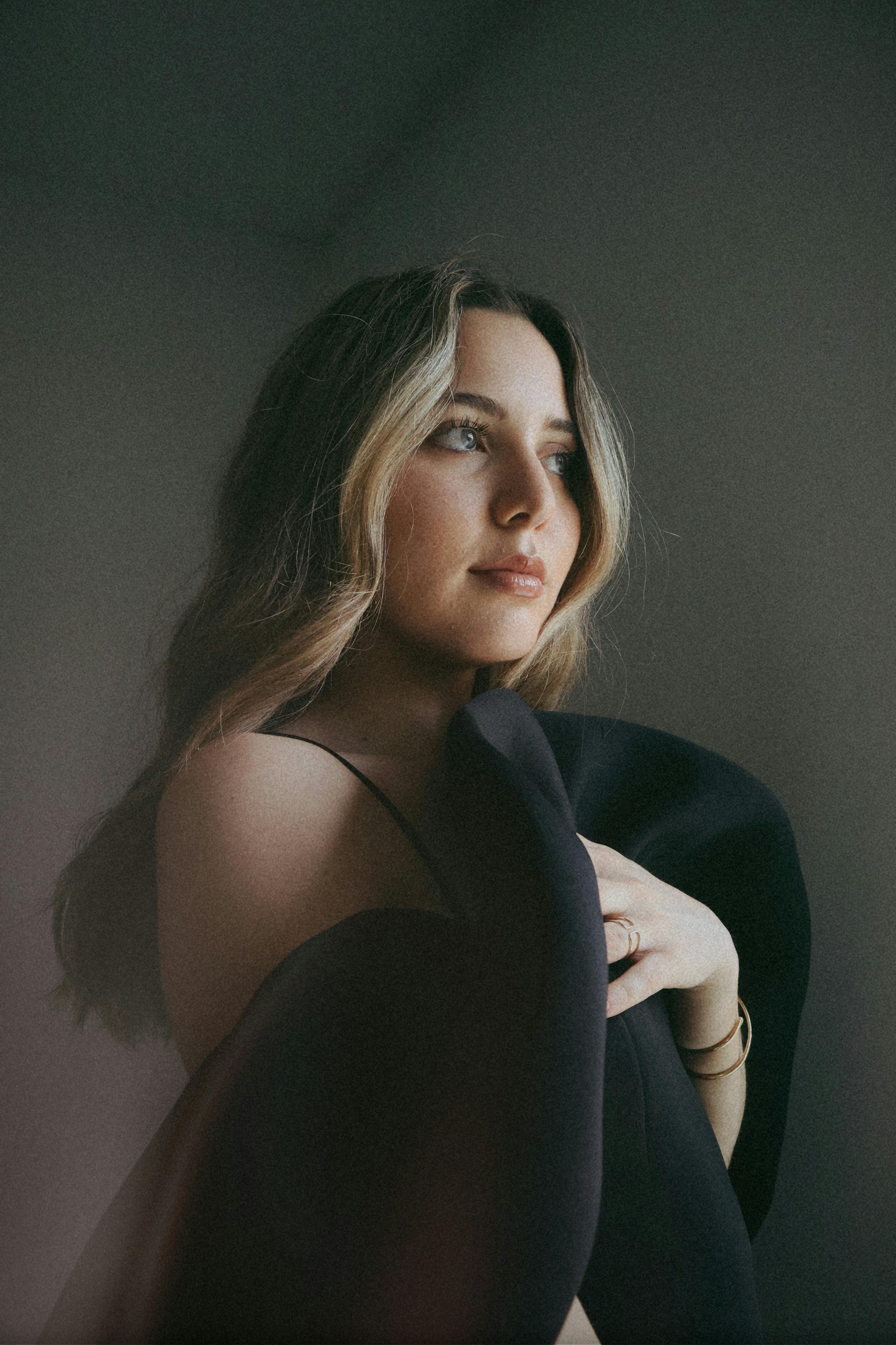 Gratis stockfoto met artistiek, beschouwend, binnen Stockfoto