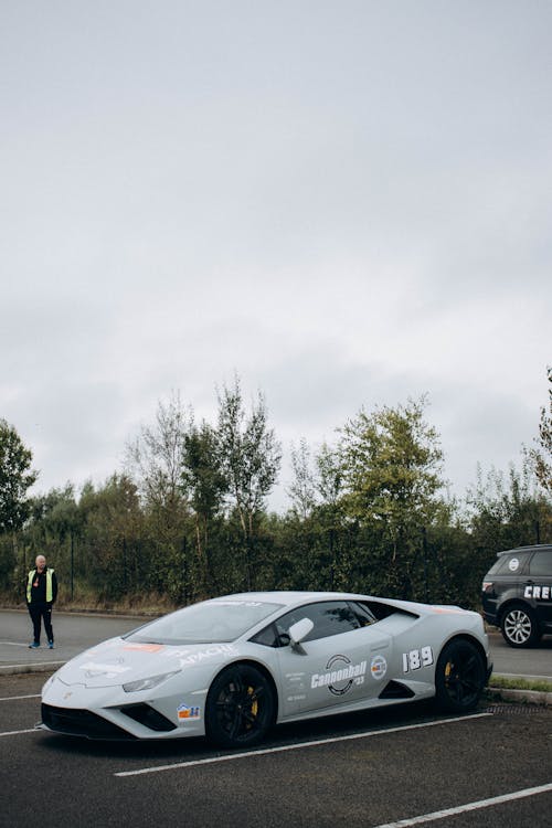 Gratis stockfoto met automobiel, geparkeerd, hedendaags