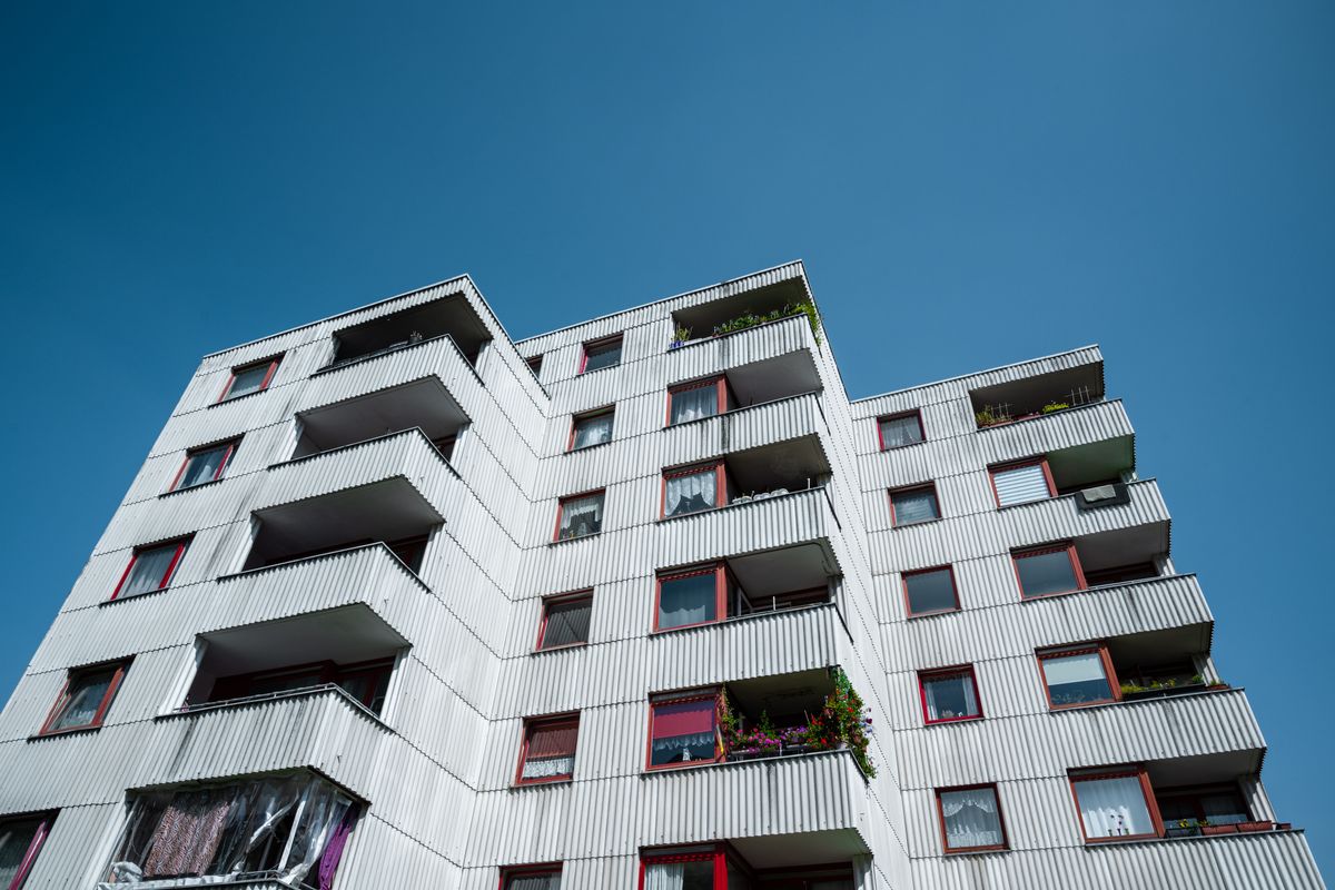 flat moves in Weybridge — Loaded properly: blankets, straps and a plan in Weybridge
