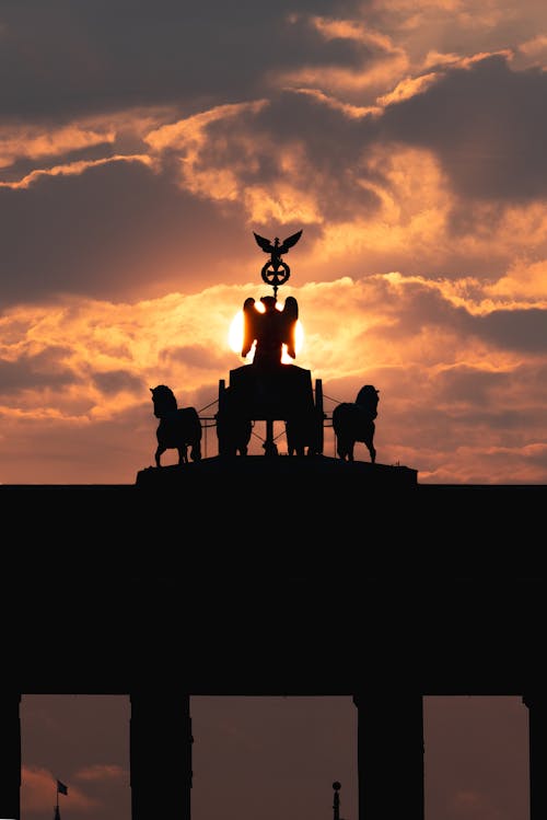 Fotos de stock gratuitas de Berlín, estatua, Puerta de Brandenburgo