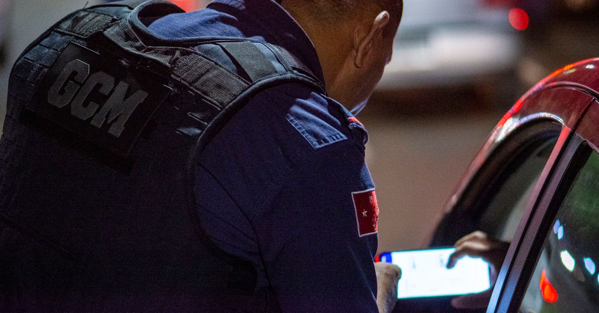 Raffic Control Officer Traffic Control Officer · Free Stock Photo