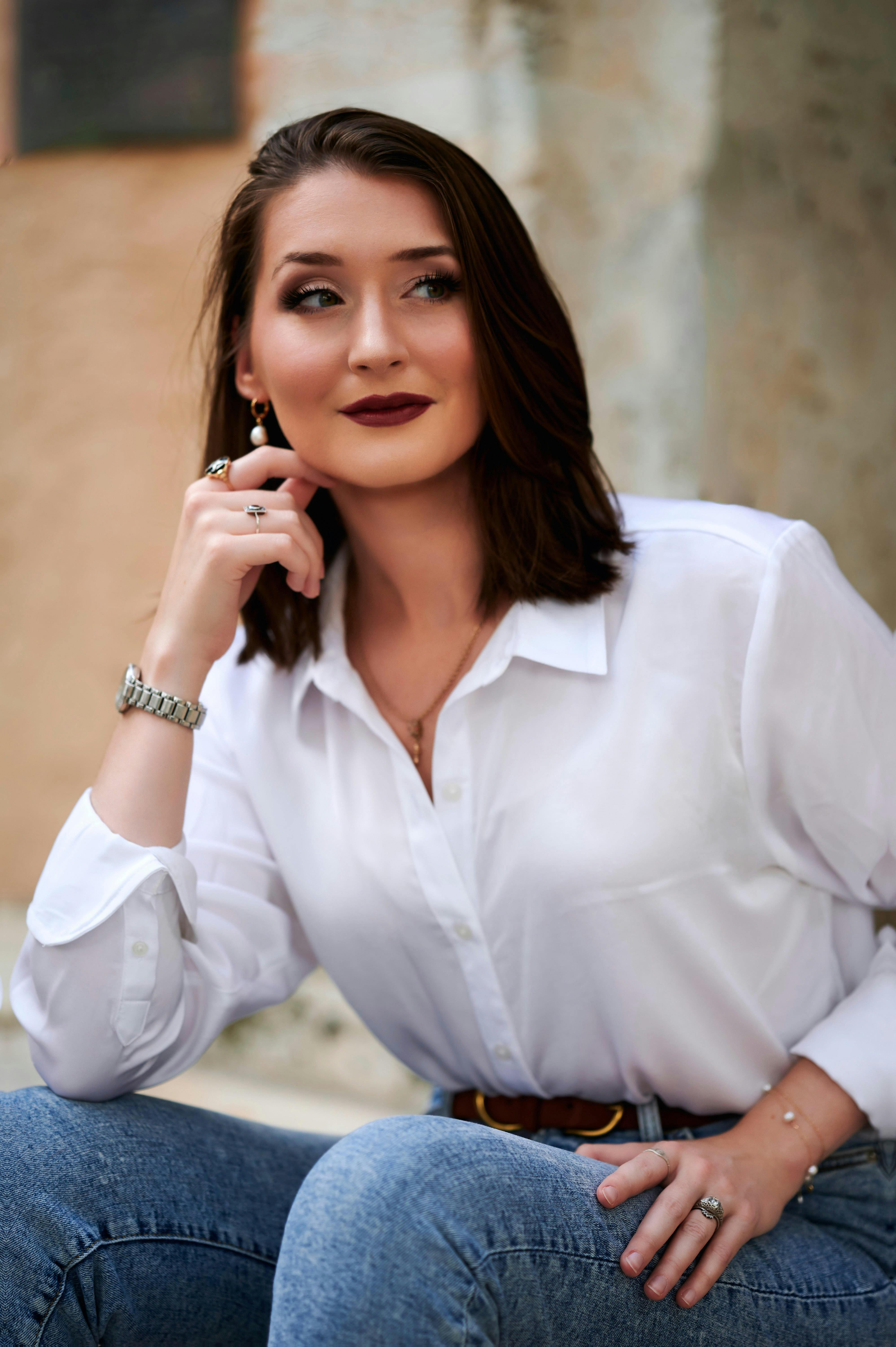 Smiling Country Woman Photos, Download The BEST Free Smiling