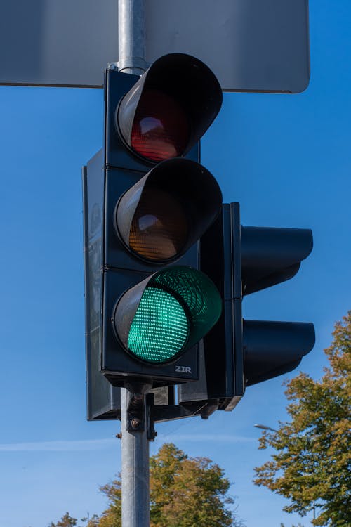 Ilmainen kuvapankkikuva tunnisteilla ampeln, ausrüstung, grün