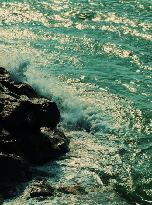 Foto stok gratis batu, gelombang, laut