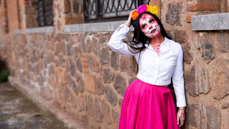 Catrina In White Shirt