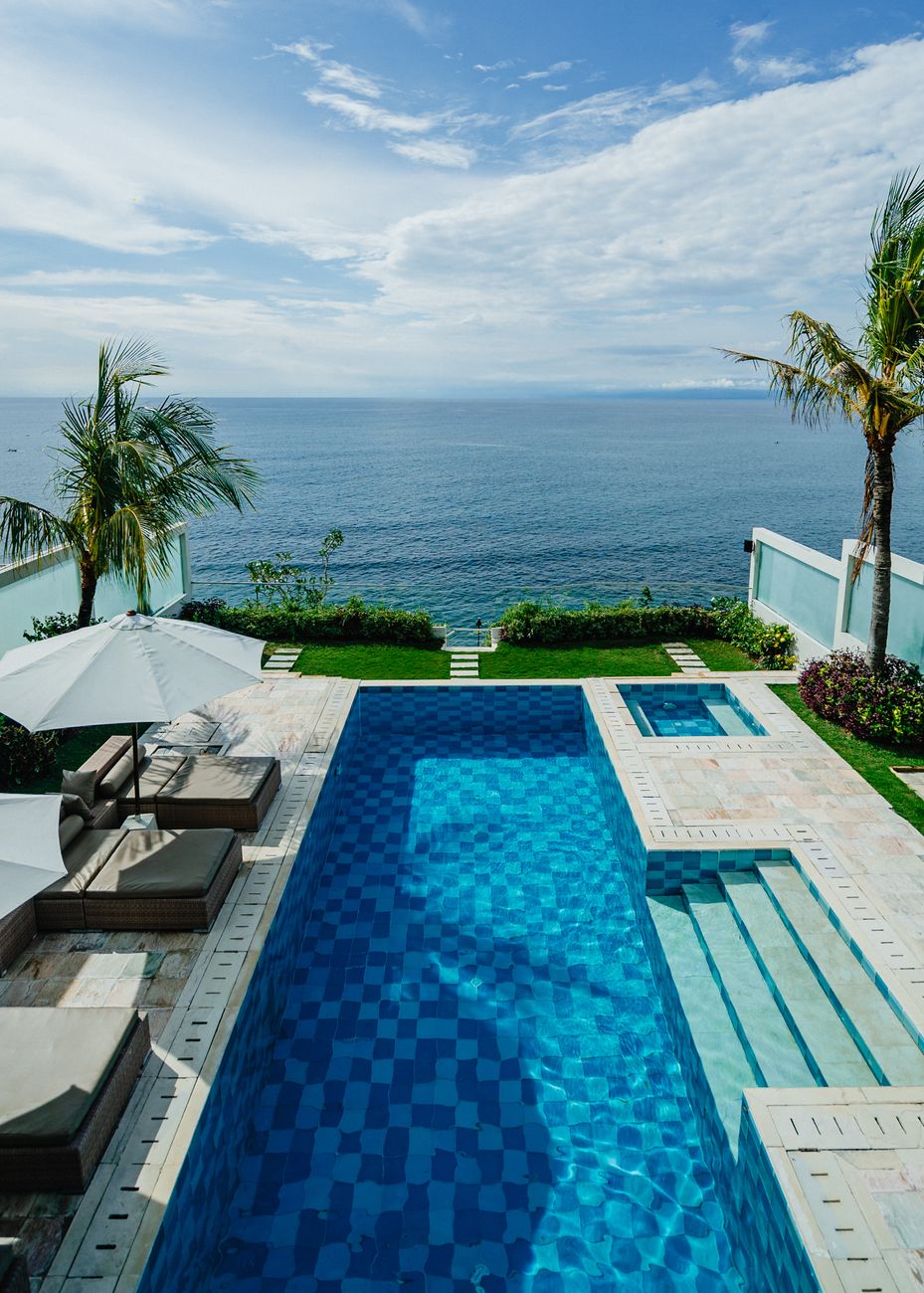 No Steps, No Ladder: What You Need to Know Before Adding a Beach Entry to Your Pool