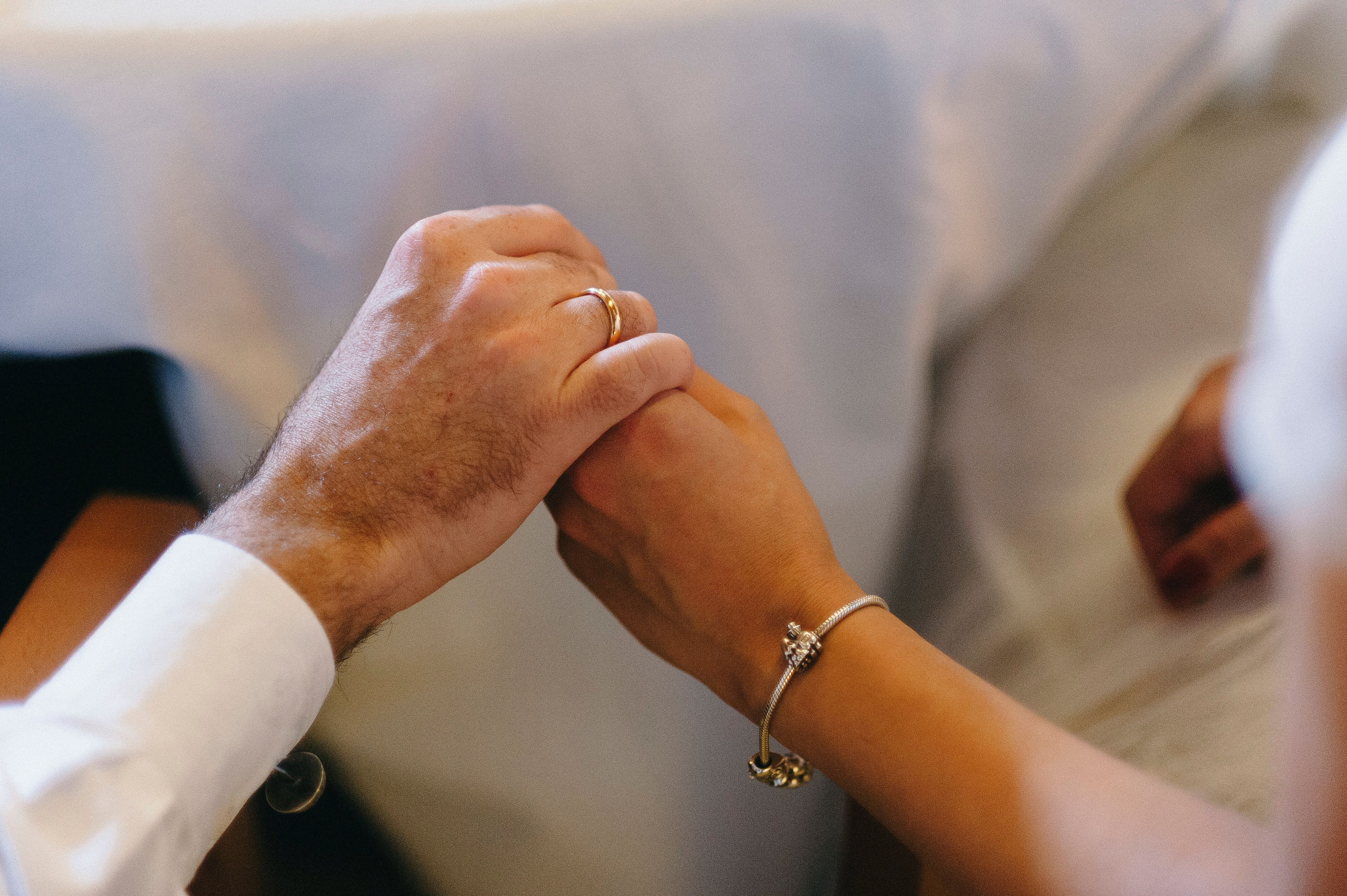 Bridging traditions: Prenuptial agreements and Mahr in cross-cultural marriages — Photo by Alina Skazka on Pexels