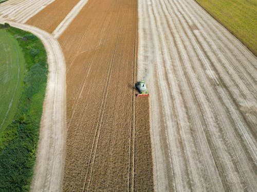 Бесплатное стоковое фото с Аэрофотосъемка, за городом, зерновые
