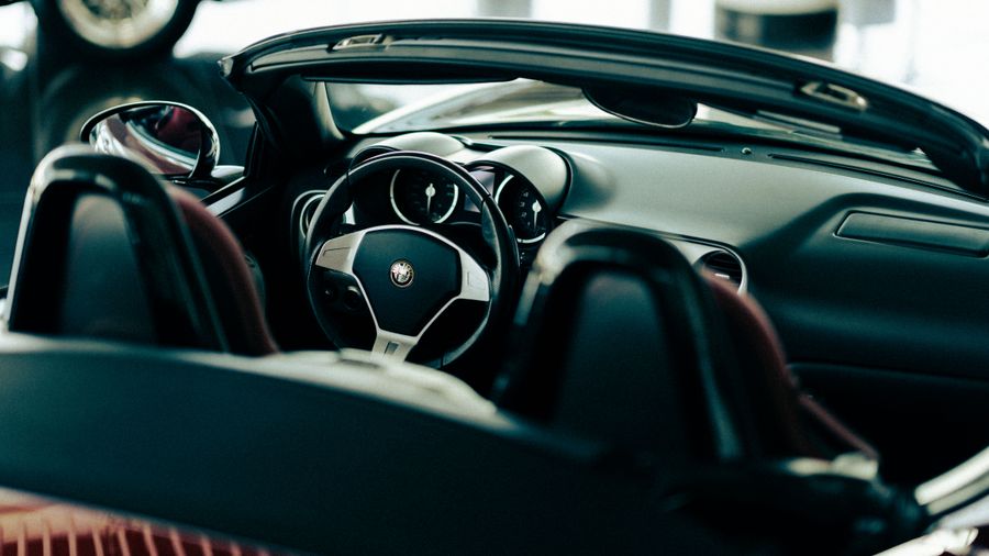 Classic Sports Cars: A Beginner's Guide to the Dream