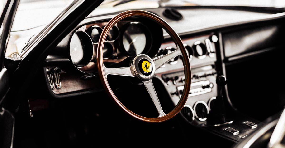 Foto Di Studio Professionali Di Automobili