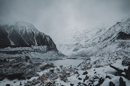 bulutlu, buz, dağ silsilesi içeren Ücretsiz stok fotoğraf