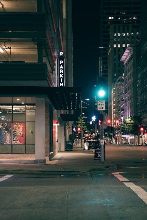 Foto stok gratis distrik pusat kota, gedung menara, gelap