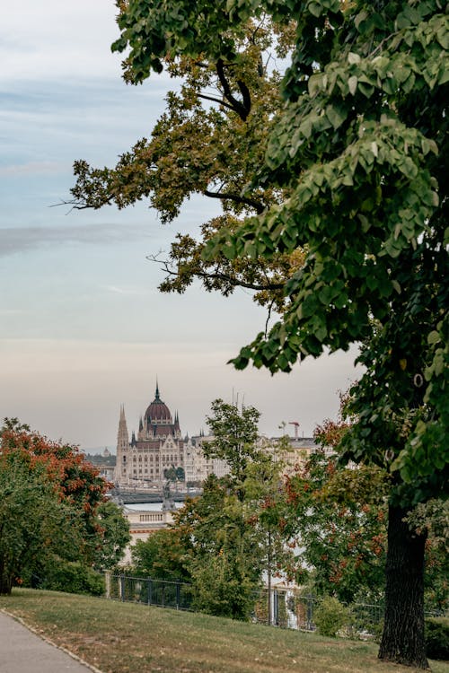 Imagine de stoc gratuită din Budapesta, fotografiere verticală, monument