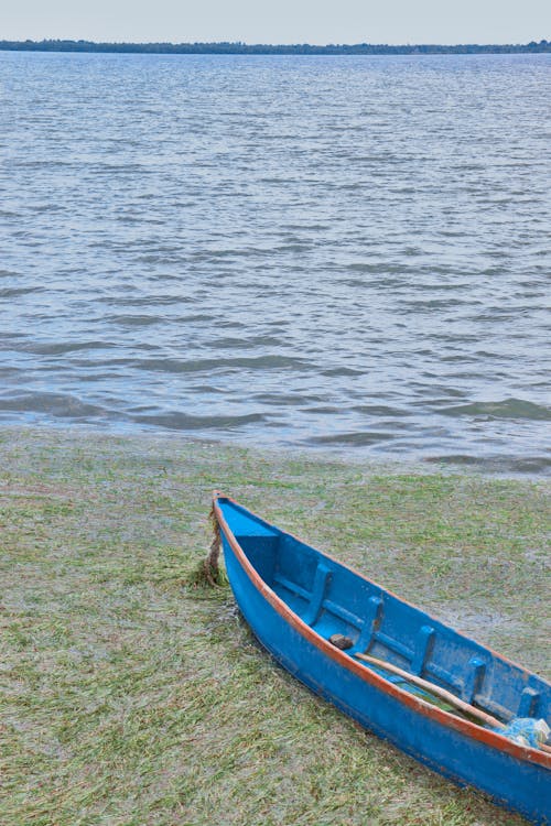Ilmainen kuvapankkikuva tunnisteilla ankkuroitu, järvi, kanootti