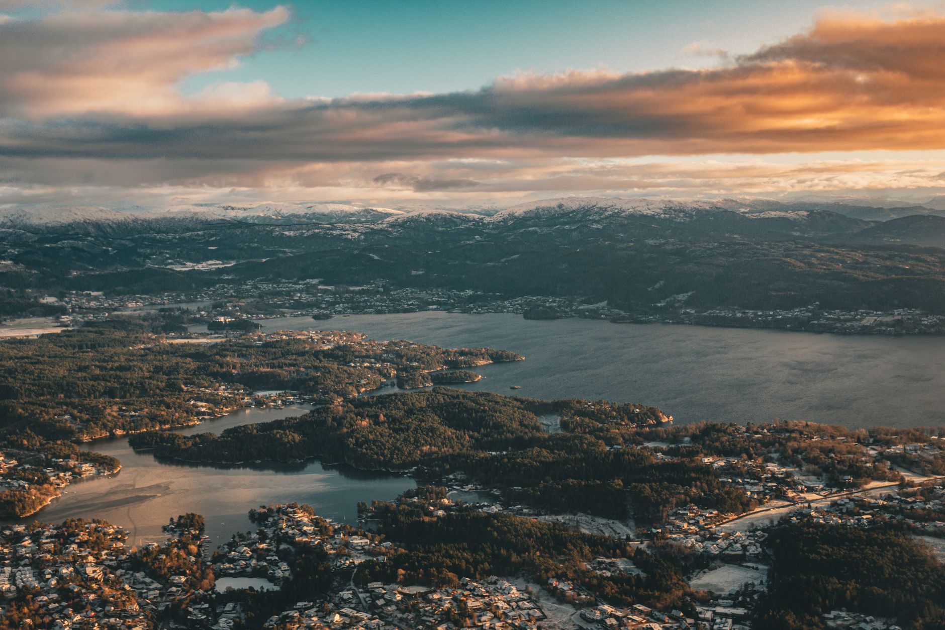 Airport transfers in Bergen Airport transfers in Bergen