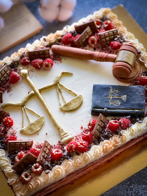 adalet pastası, ahşap, Ahududu içeren Ücretsiz stok fotoğraf