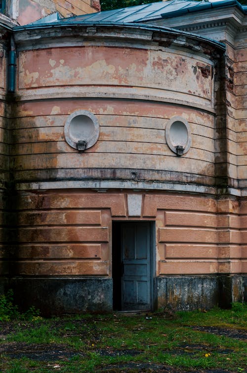 Foto profissional grátis de antigo, construção, entrada