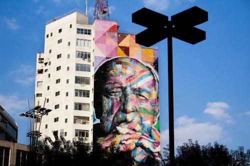 Grey Concrete Round High Rise Building · Free Stock Photo