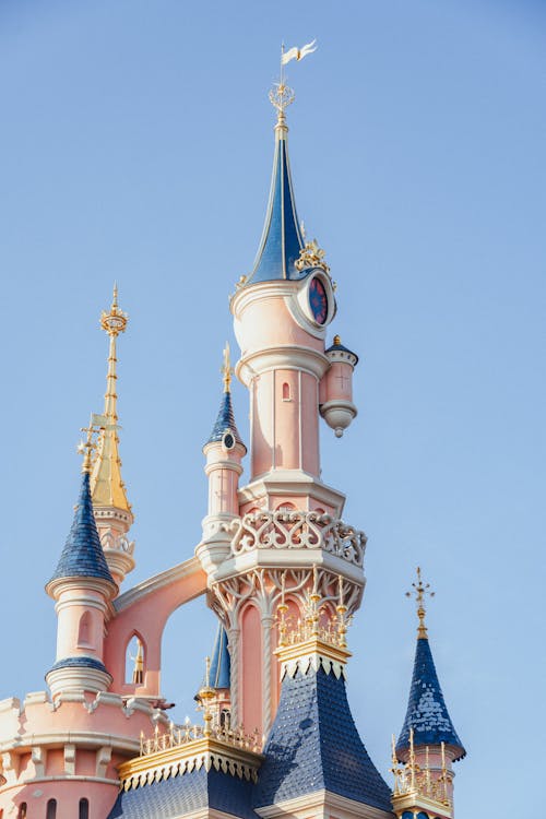 Château De La Princesse À Disneyland Paris Banque D'Images et Photos Libres  De Droits. Image 30814605