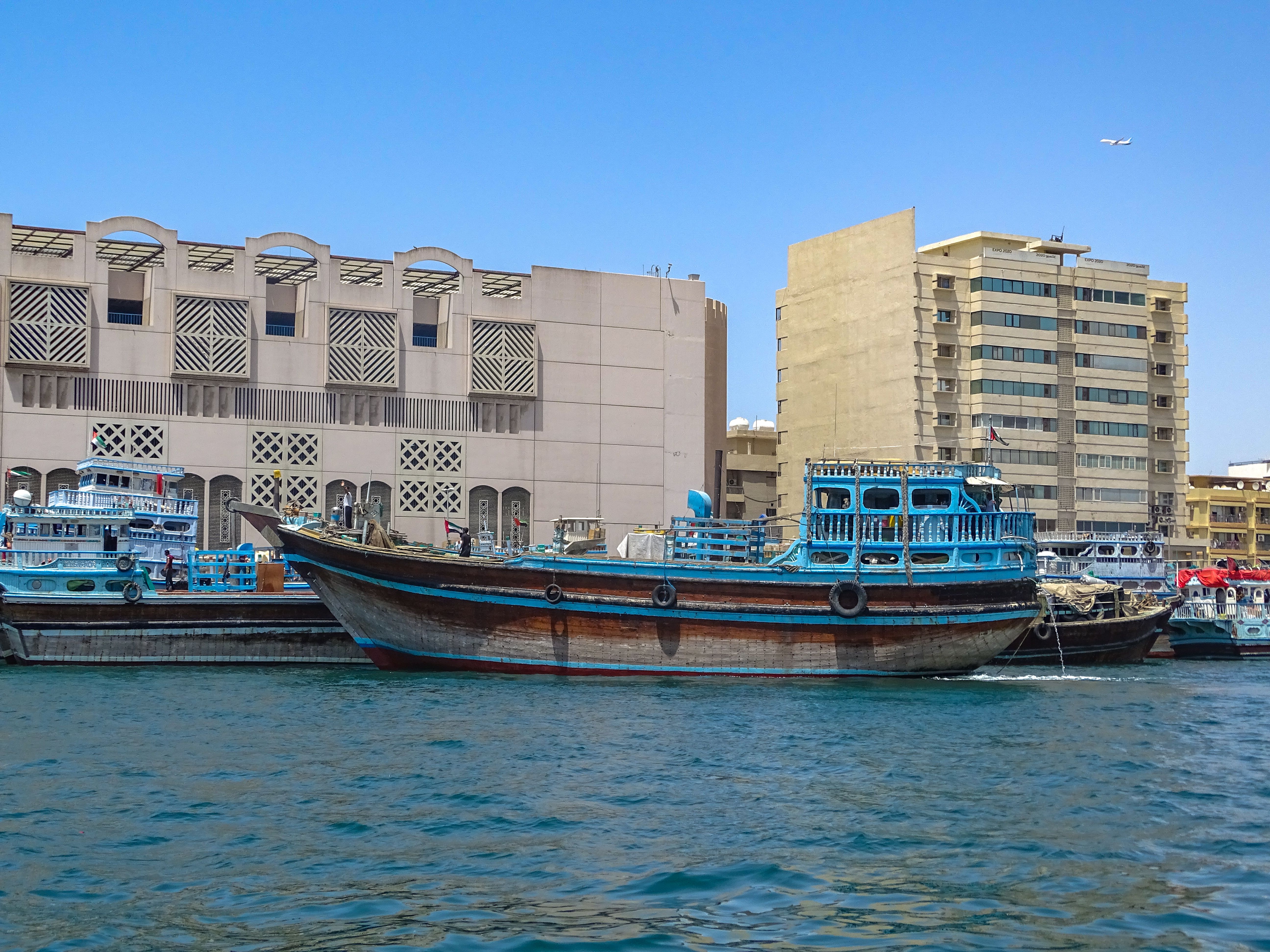 free-stock-photo-of-business-district-dubai-fairway