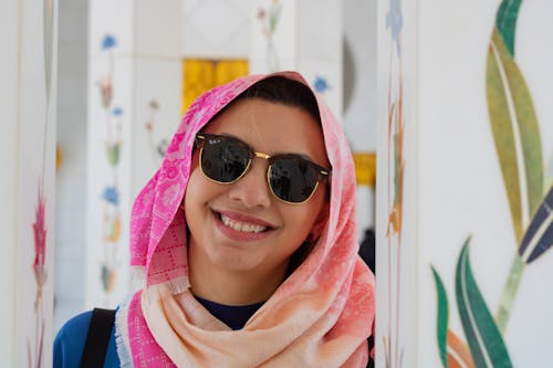 Gratis lagerfoto af abu dhabi, halstørklæde, hijab