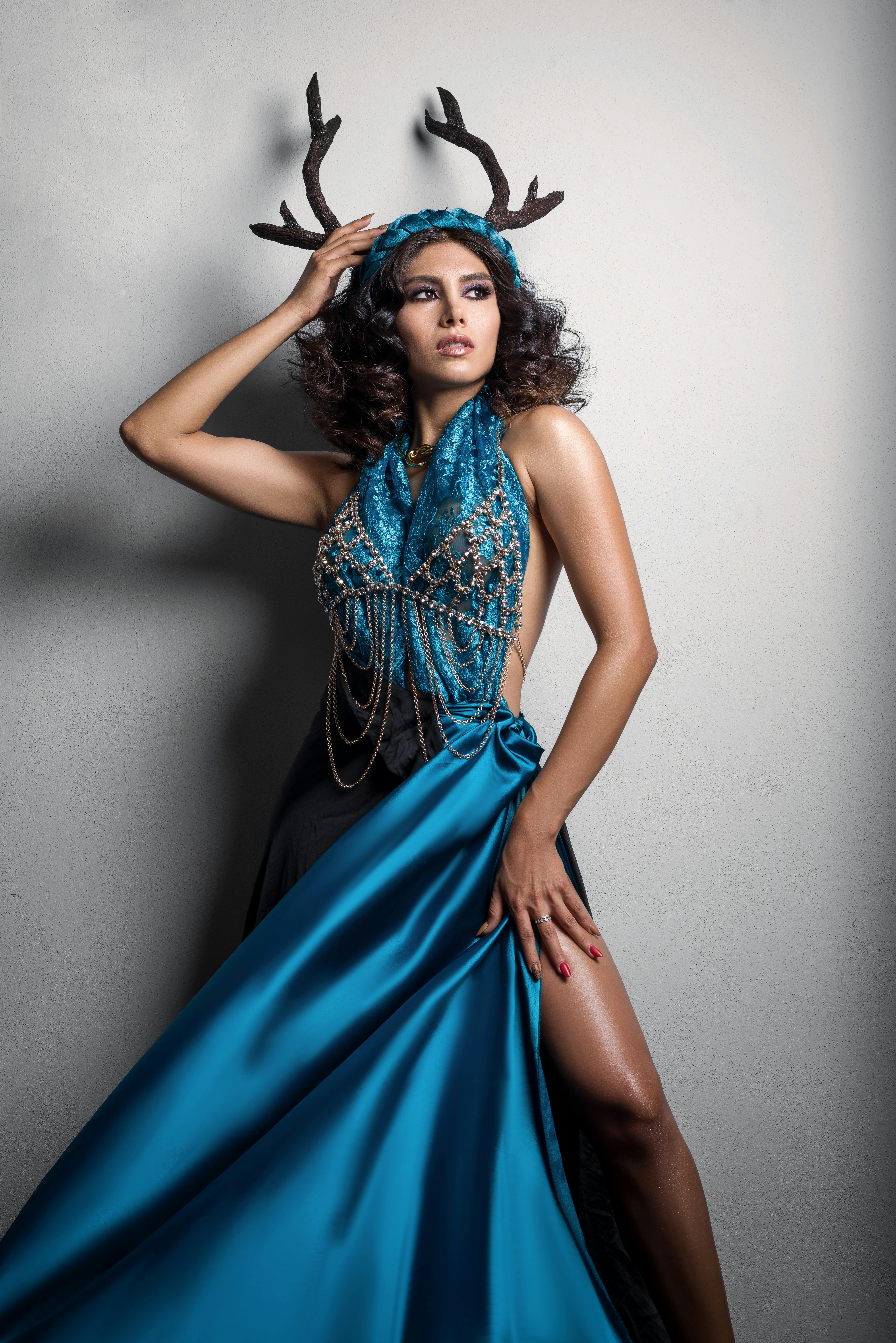 grátis Foto profissional grátis de acessórios ornamentados, alta moda, azul Foto profissional