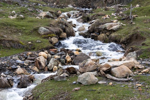 Безкоштовне стокове фото на тему «вода, Долина, камені»