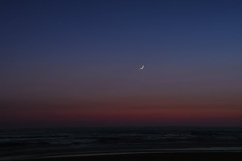 Kostnadsfri bild av halv måne, skymning, stjärna