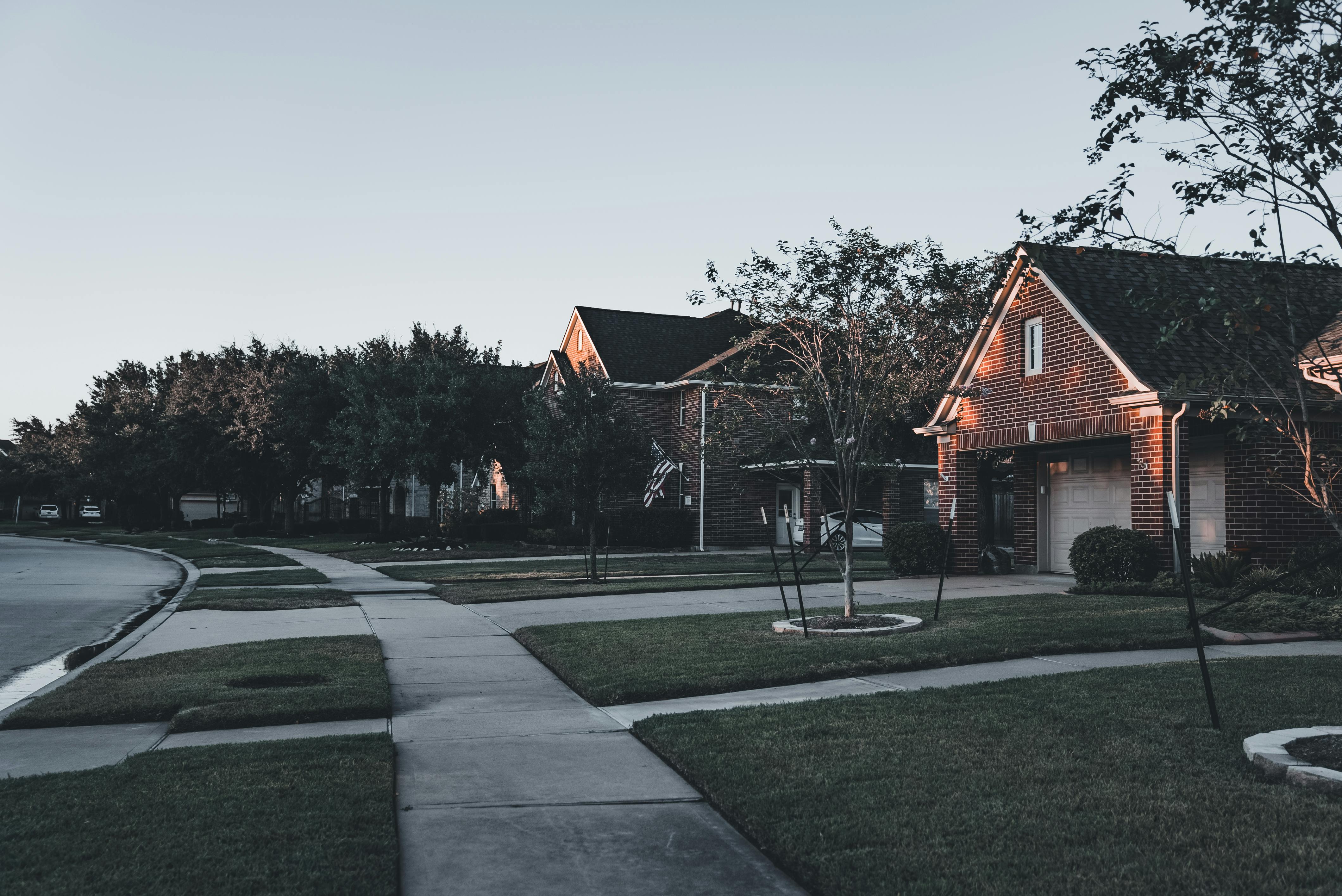 mortgage rates, refinancing, home loan, interest rates, mortgage calculator, first-time homebuyer, credit score, loan options