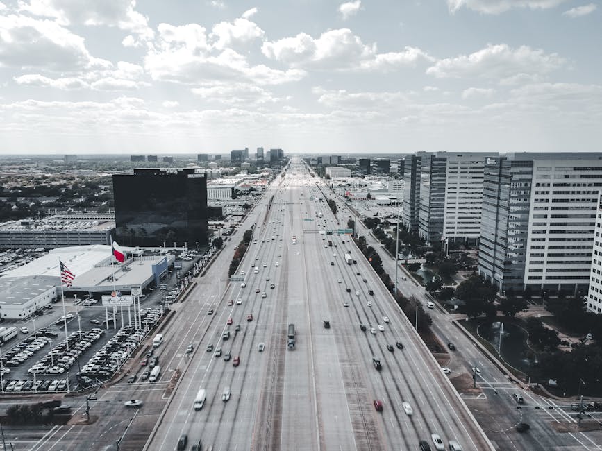 Heavy traffic on a Houston highway like I-45 or the 610 Loop - houston wrongful death lawyer near me Heavy traffic on a Houston highway like I-45 or the 610 Loop - houston wrongful death lawyer near me