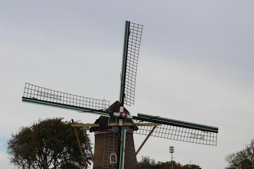 Fotobanka s bezplatnými fotkami na tému veterný mlyn